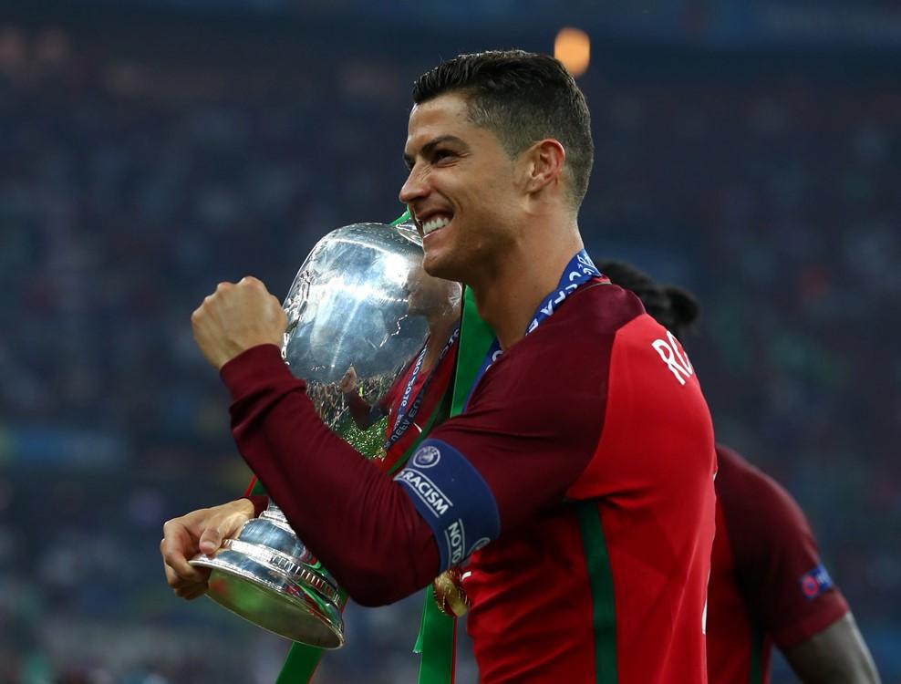 Португалия стала чемпионом Европы по футболу