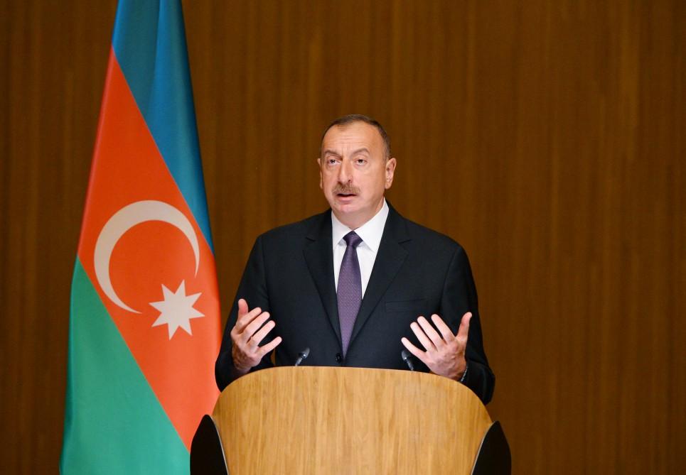 Президент Ильхам Алиев принял участие в проводах азербайджанской делегации на Олимпиаду в Рио-де-Жанейро