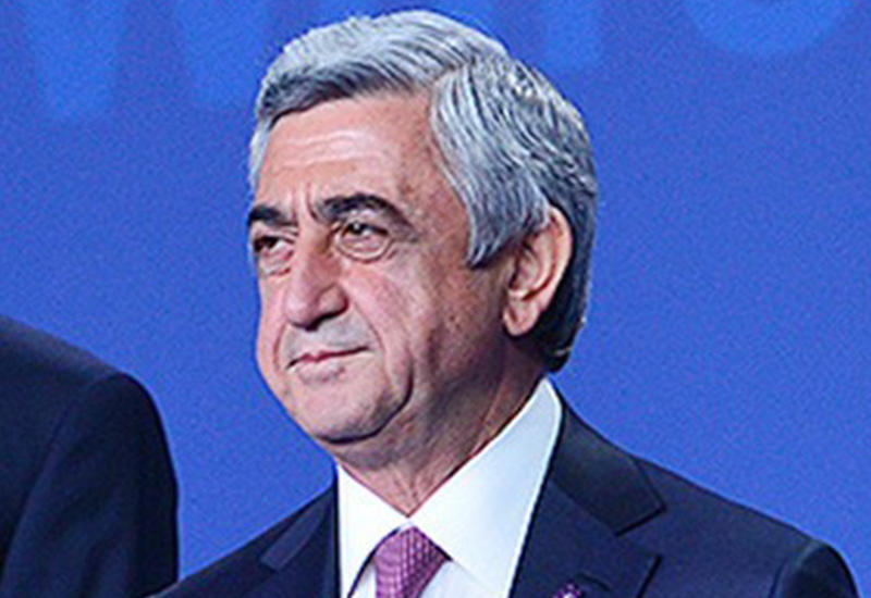 В армянских соцсетях издеваются над Саргсяном