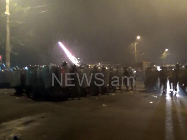 Побоище на улицах Еревана