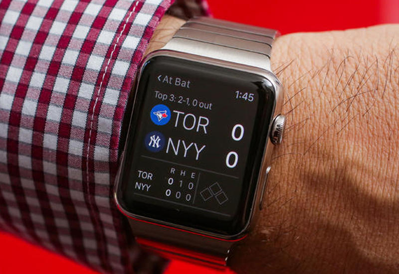 Продажи Apple Watch сильно упали