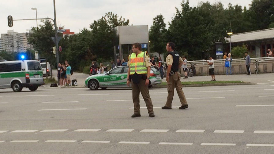 Стрельба в торговом центре Мюнхена, есть погибшие и раненые