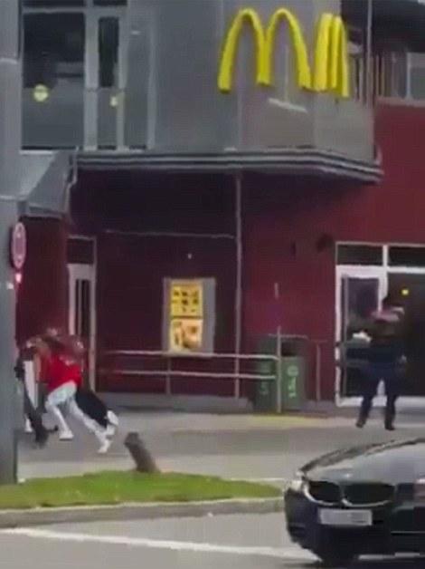 Стрельба в торговом центре Мюнхена, есть погибшие и раненые