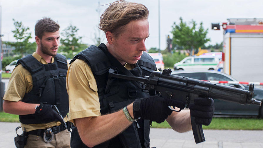 Стрельба в торговом центре Мюнхена, есть погибшие и раненые