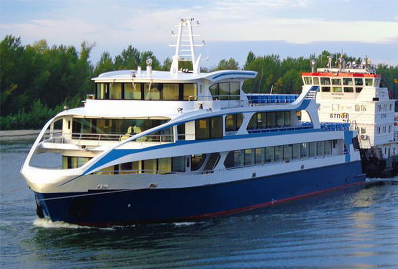 Иностранные туристы в восхищении от великолепия Бакинской бухты