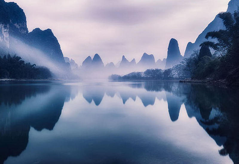 Красивейшие виды китайского Гуйлинь в утреннем тумане
