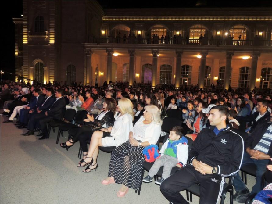 В Габале состоялся концерт кубинского ансамбля Jovenes Clasikos Del Son