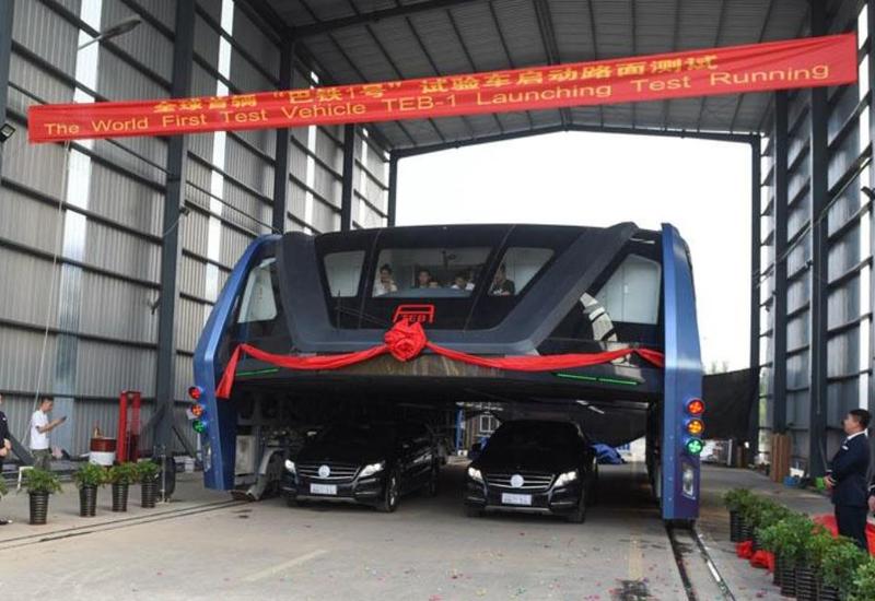 Gələcəyin avtobusu sınaqdan keçirildi