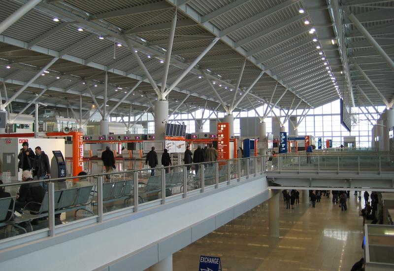 Около 750 человек эвакуированы из аэропорта Варшавы