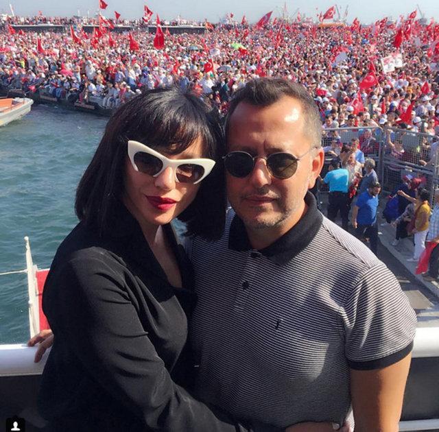 Məşhur sənətçilər mitinqdə