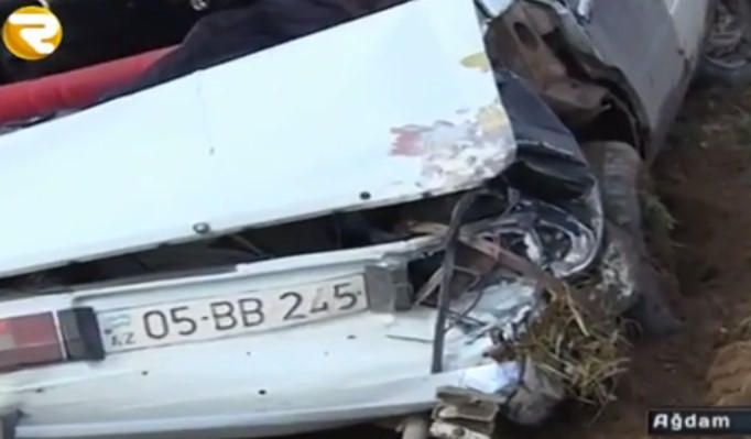 Ağdamda "06" aşdı, sürücü öldü