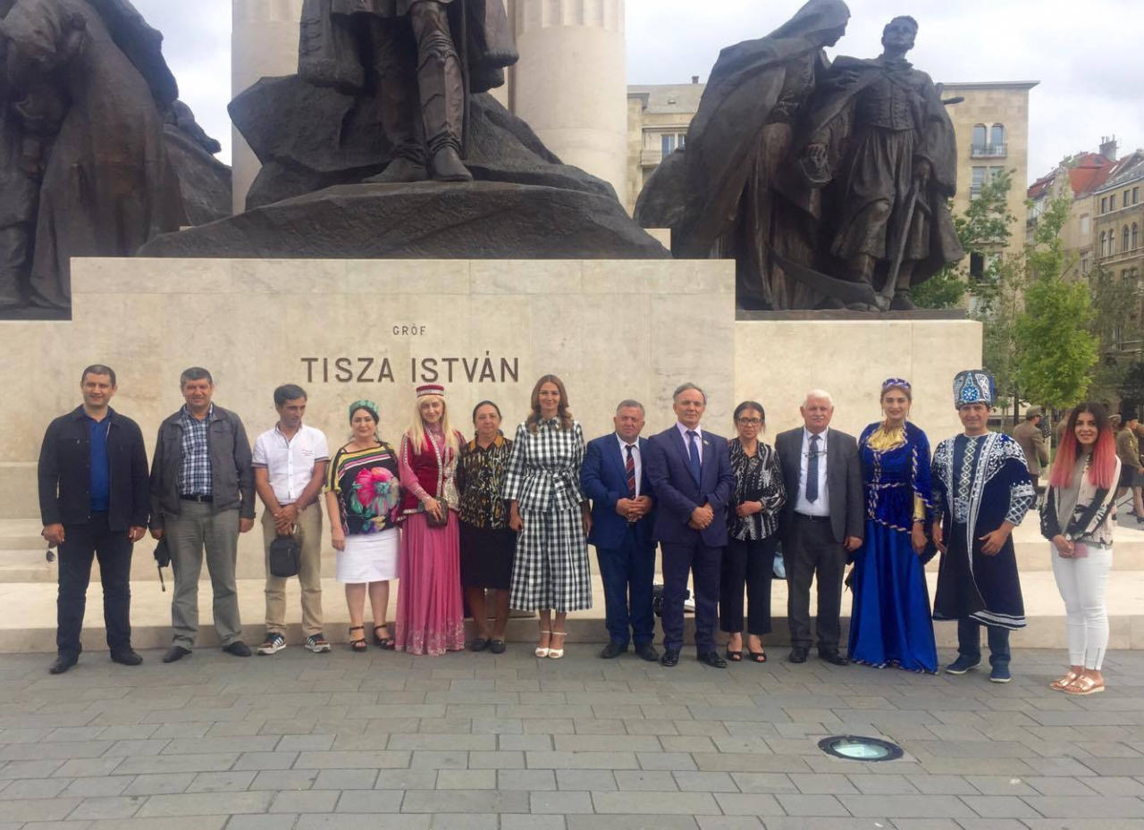 Gülnarə Xəlilova: "Macarıstandakı Qurultay türk xalqlarını birləşdirir və sülhə çağırır"
