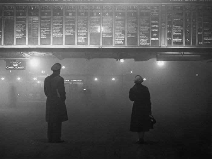 Исторические фотографии XIX века о том, как лондонцы умирали от смога