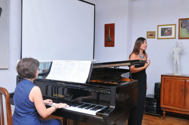 В Баку почтили память Ниязи