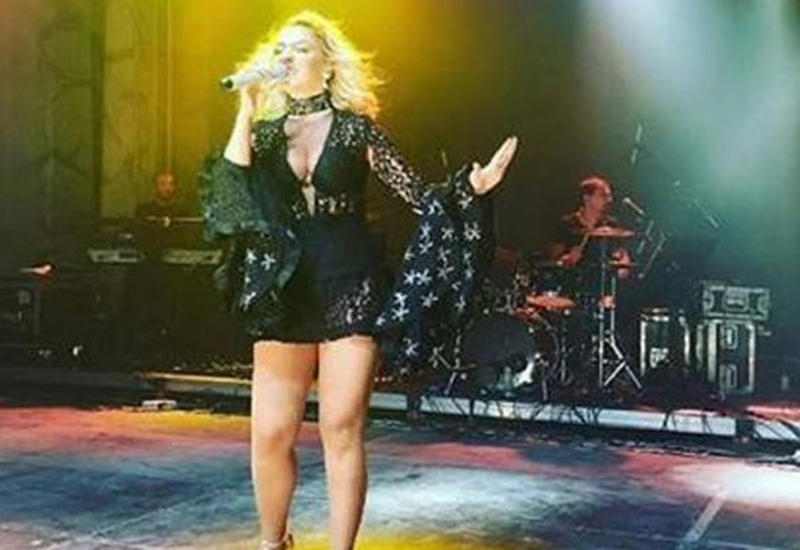 Müğənni Hadisə Bakıda