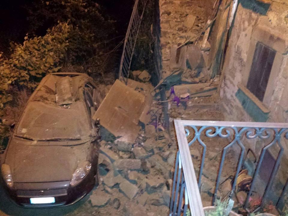Трагедия в Италии: 250 погибших, сотни раненых