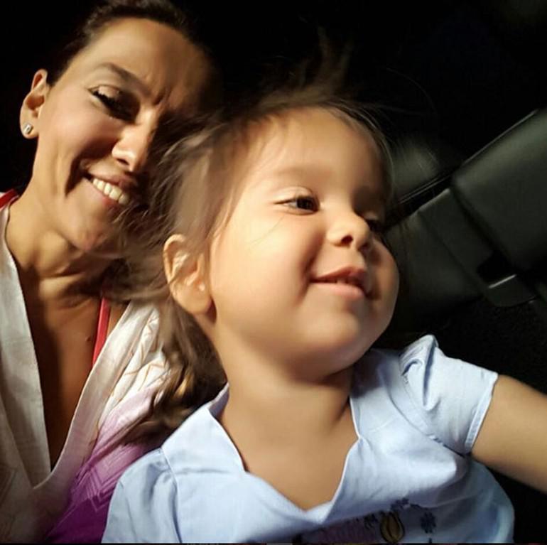 Demet: "Sənə dözdüyüm 52 ay"