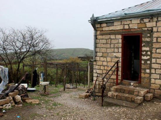 Erməni uşaqlar Qarabağdan çıxarılır