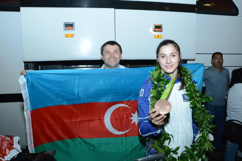 Азербайджанские олимпийцы вернулись на Родину
