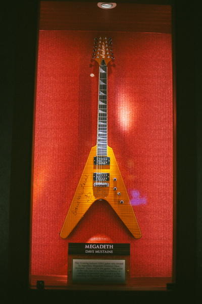 В Баку открылось легендарное Hard Rock Cafe