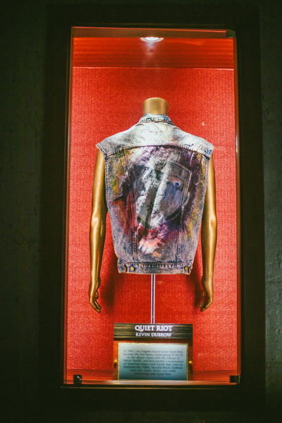 В Баку открылось легендарное Hard Rock Cafe
