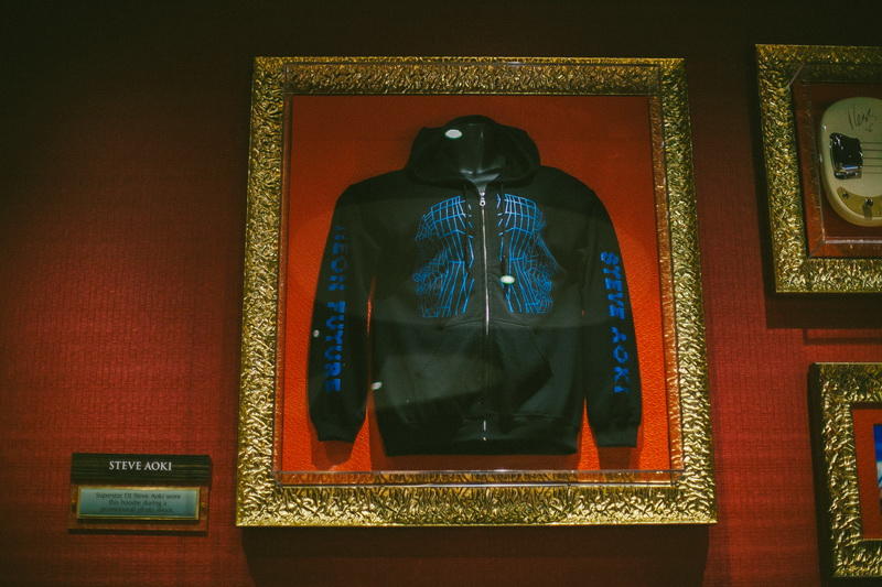 В Баку открылось легендарное Hard Rock Cafe