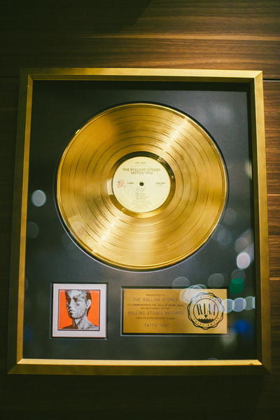 В Баку открылось легендарное Hard Rock Cafe