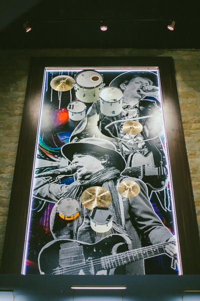 В Баку открылось легендарное Hard Rock Cafe
