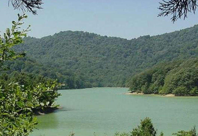 Gəzməli, göstərməli: