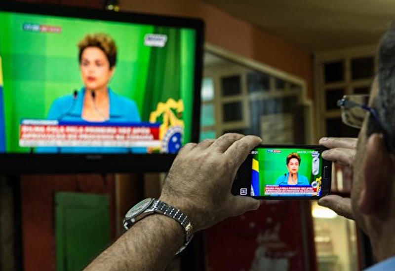 В Бразилии снимают 4 фильма об импичменте Роуссефф