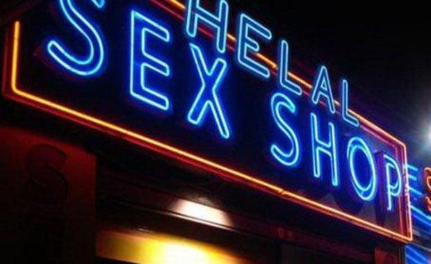 İNANILMAZ: Məkkədə müsəlmanlar üçün "seks shop" açılıb