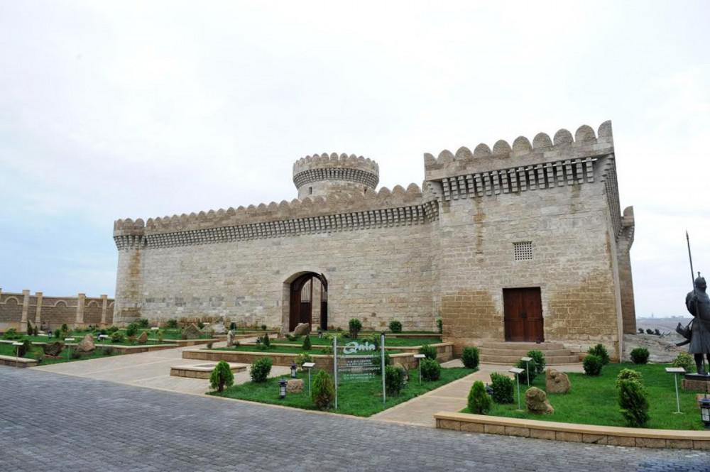 Sirli Abşeron: Qala, Atəşgah və Yanardağ