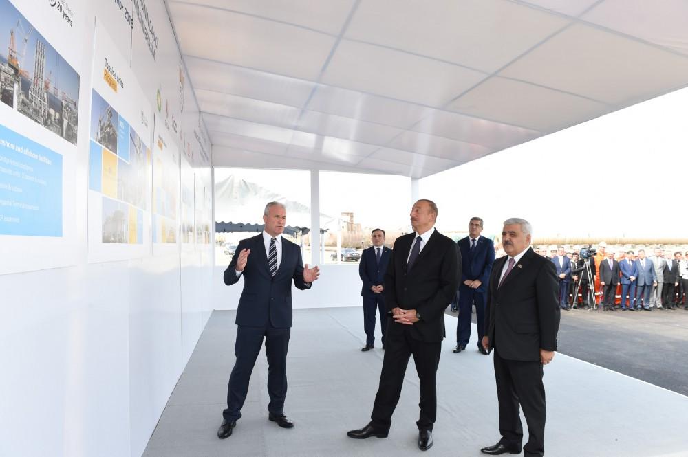 Президент Ильхам Алиев принял участие в церемонии отправки в море опорного блока по проекту «Шах Дениз-2»