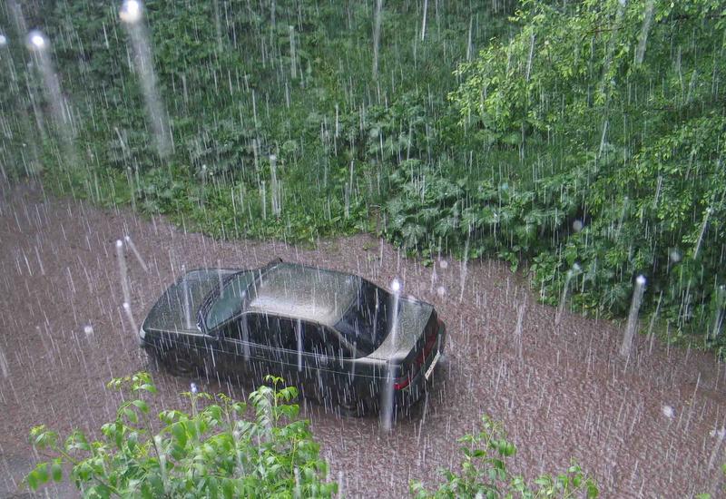 Daşkəsənə dolu yağıb