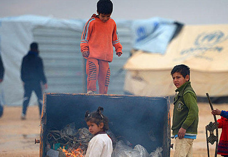 Təhsil almaqdan məhrum olan 3,7 milyon qaçqın uşaq