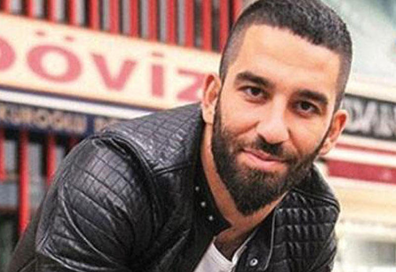 Arda Turan bu ölkəyə köçür