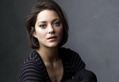 Предполагаемая любовница Брэда Питта ждет ребенка <span class="color_red">- ФОТО</span>