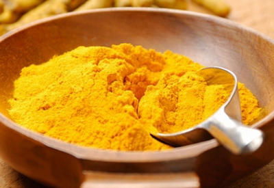 Вы не поверите, что делает с организмом человека всего одна ложка куркумы в день! <span class="color_red">- ФОТО</span>