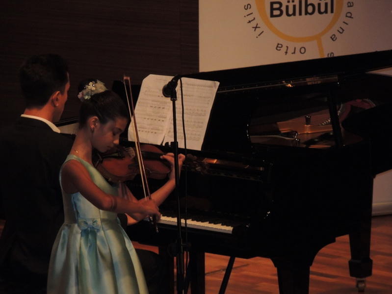 Лауреаты международного конкурса выступили в Центре Мугама