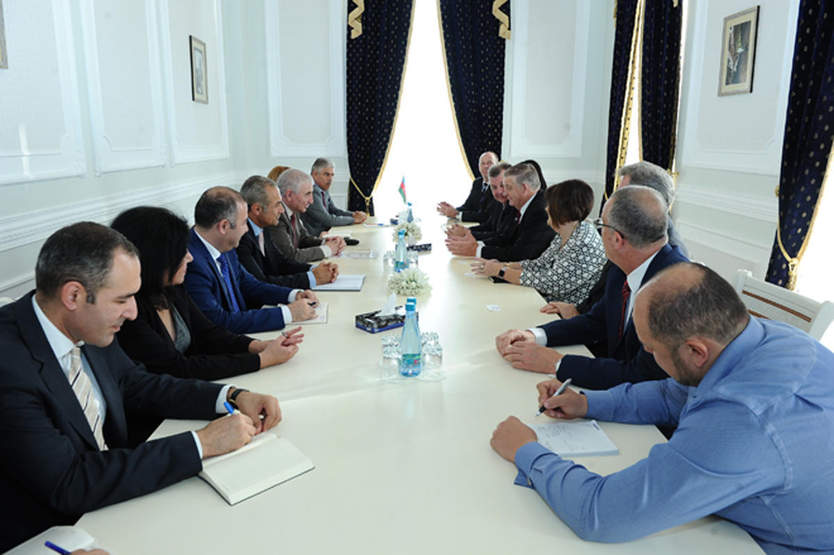 Мазахир Панахов рассказал австралийским депутатам о подготовке к референдуму