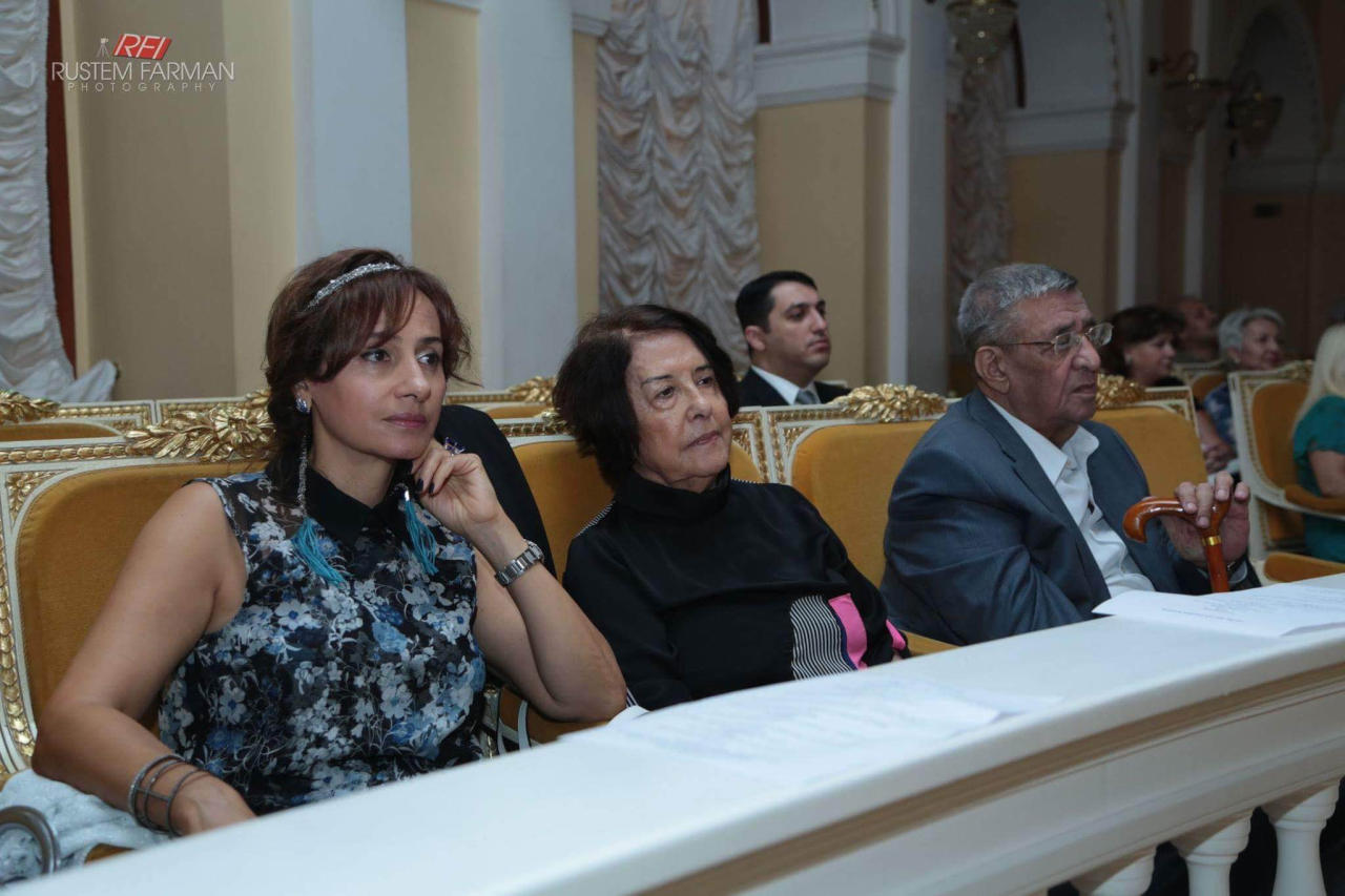 Великолепный концерт израильского скрипача на сцене Филармонии