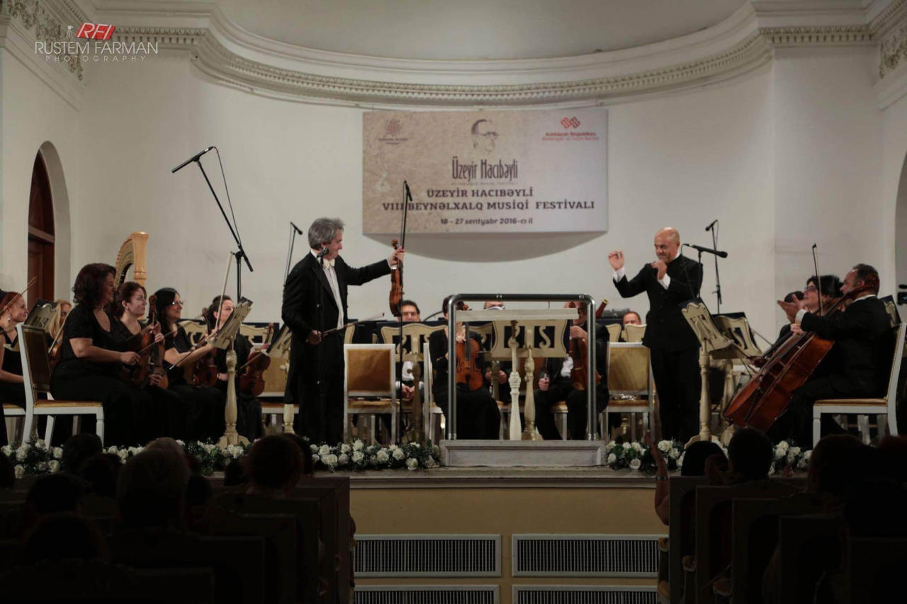 Великолепный концерт израильского скрипача на сцене Филармонии