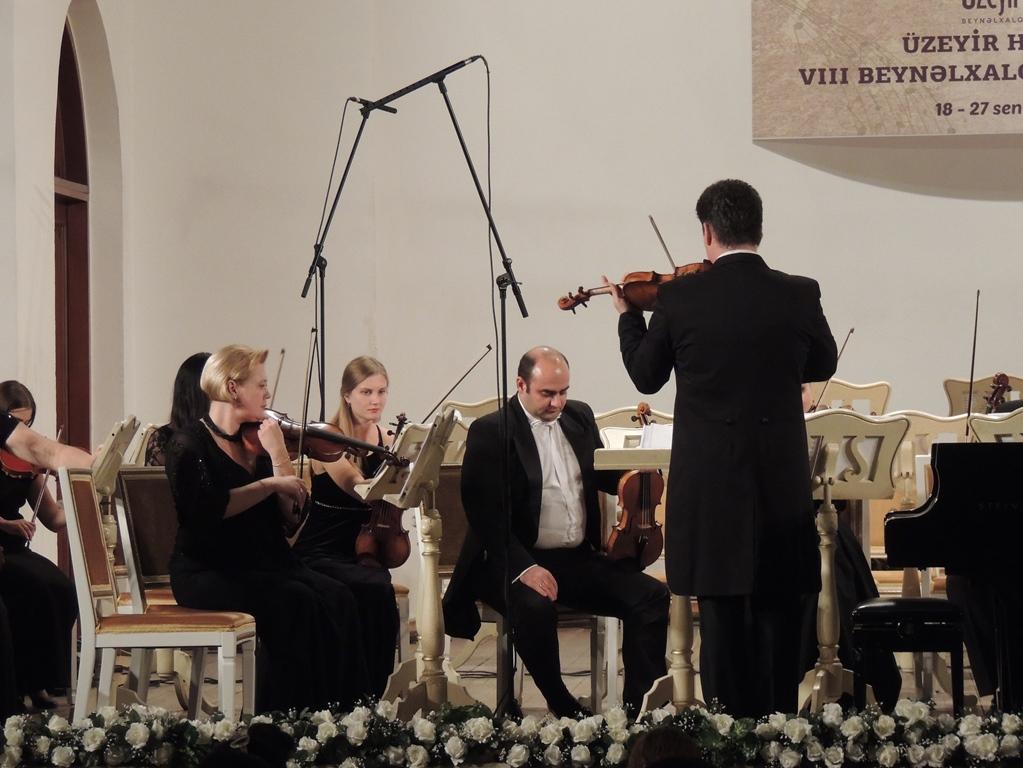 Мировые знаменитости сыграли азербайджанские произведения на сцене Филармонии