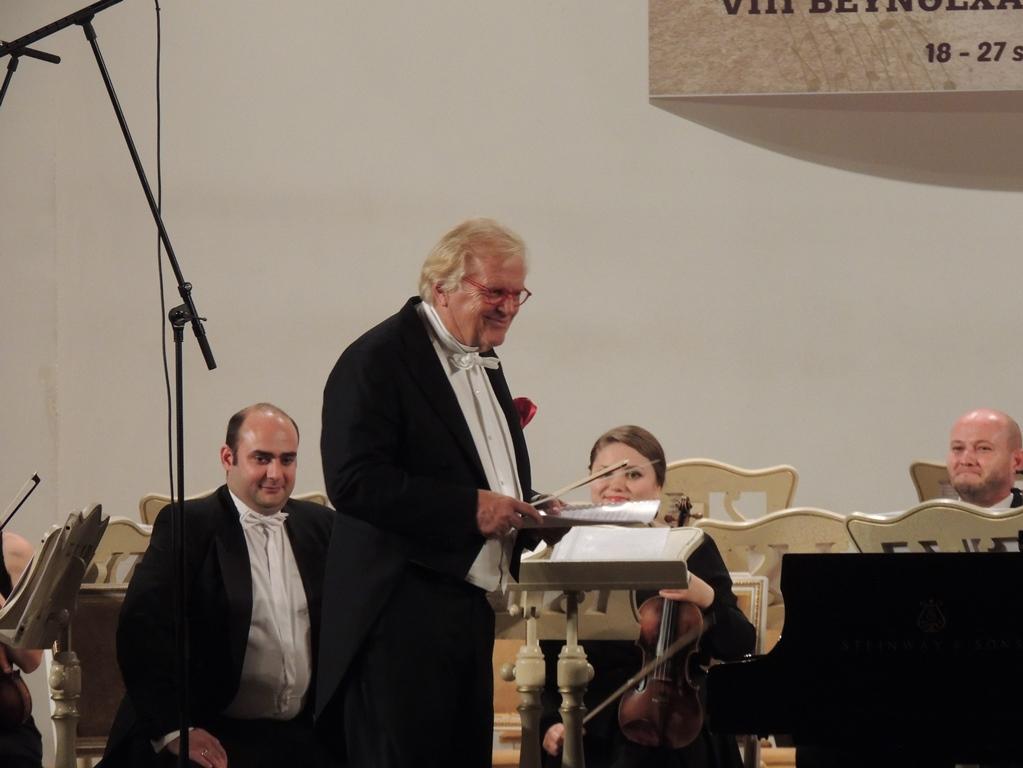 Мировые знаменитости сыграли азербайджанские произведения на сцене Филармонии