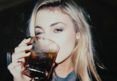 Если вы - женщина и пьете виски, вот что вам надо знать!