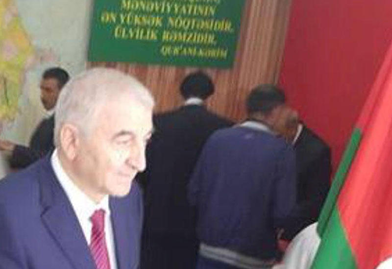 Məzahir Pənahov səs verib