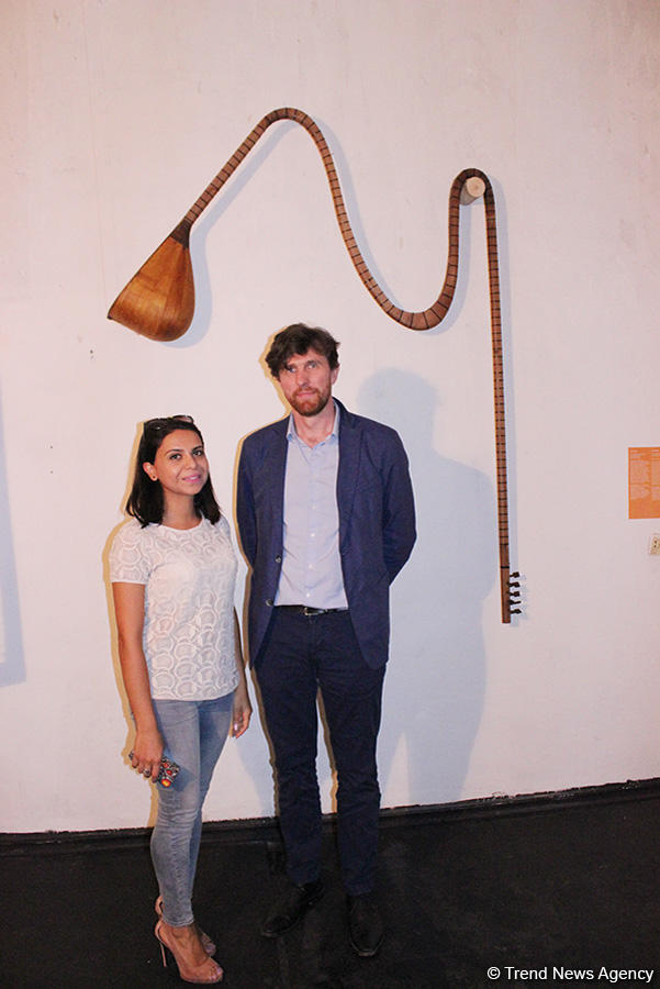 YARAT представил выставку скульпторов "Комфортное онемение"