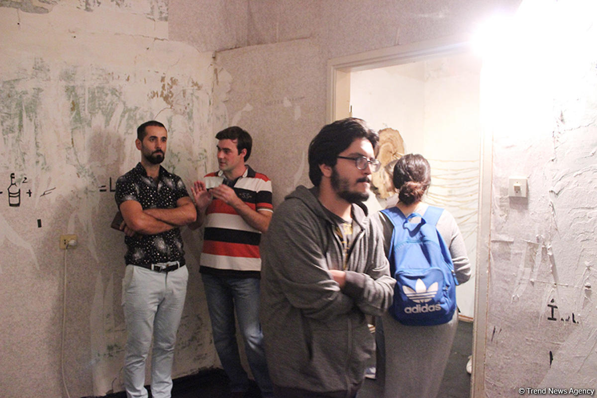 YARAT представил выставку скульпторов "Комфортное онемение"