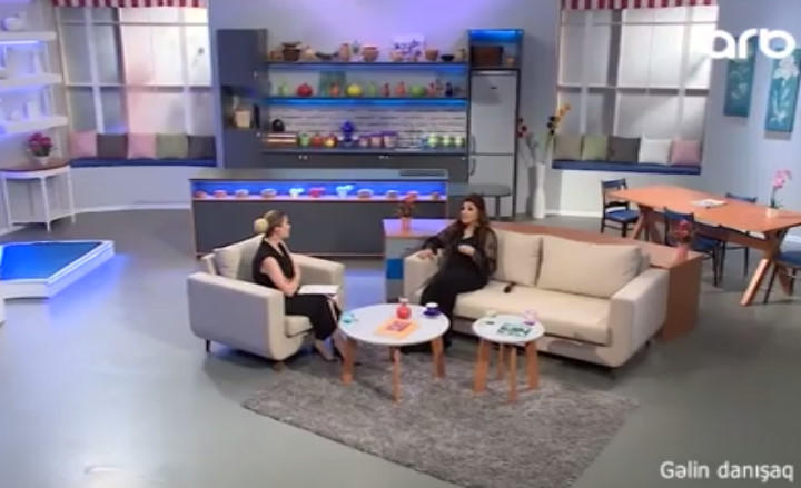 Nazpəri: "Atam başımı aldadıb, məni 15 yaşımda ərə verdi"