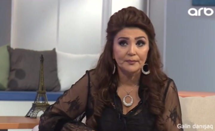 Nazpəri: "Atam başımı aldadıb, məni 15 yaşımda ərə verdi"